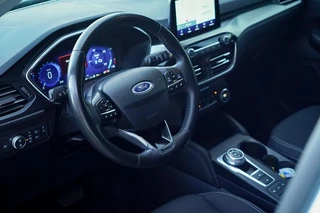 Ford Kuga – thumbnail 12