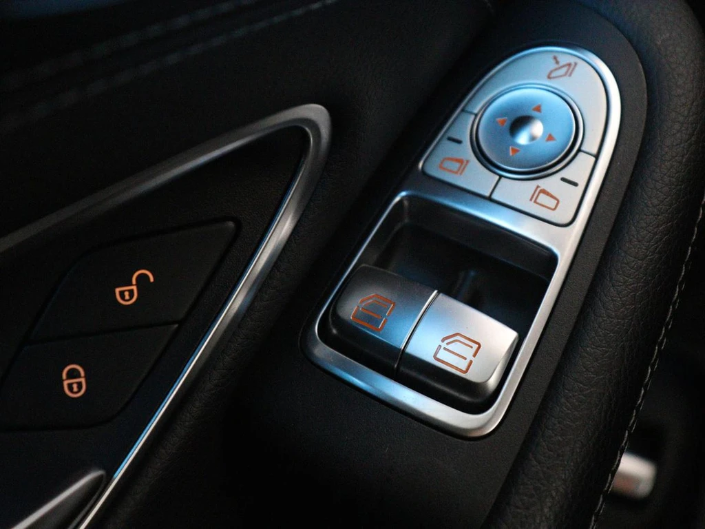 Mercedes-Benz C-Klasse – foto 31
