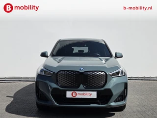 BMW iX1 – thumbnail 8