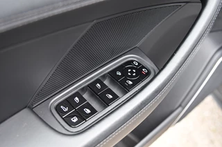 Porsche Panamera – thumbnail 25