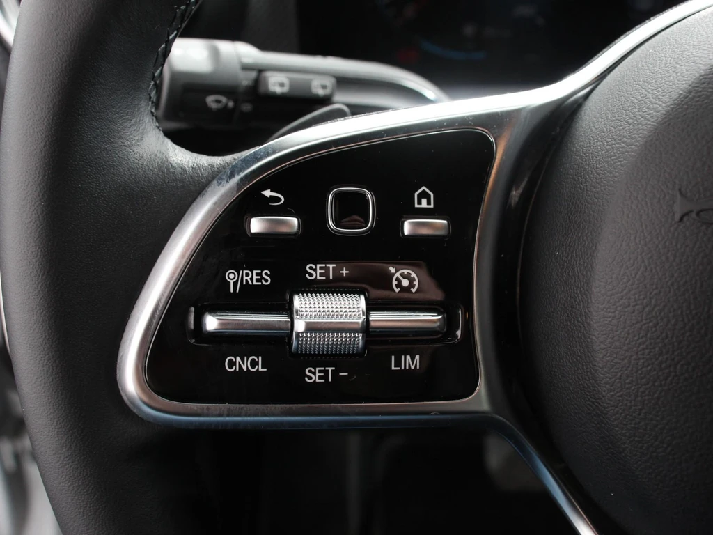 Mercedes-Benz CLA – foto 16