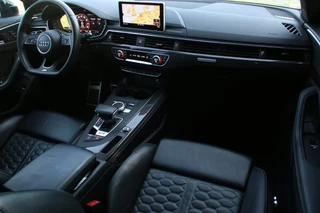 Audi RS4 – thumbnail 10