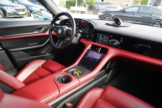Porsche Taycan – thumbnail 16