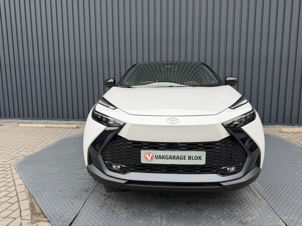 Toyota C-HR – foto 12