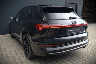 Audi e-tron – thumbnail 6
