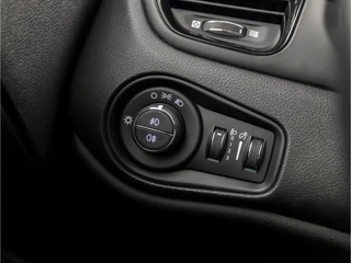 Jeep Renegade – thumbnail 23