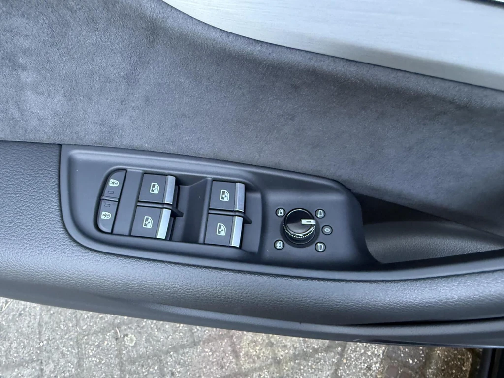 Audi Q8 – foto 21