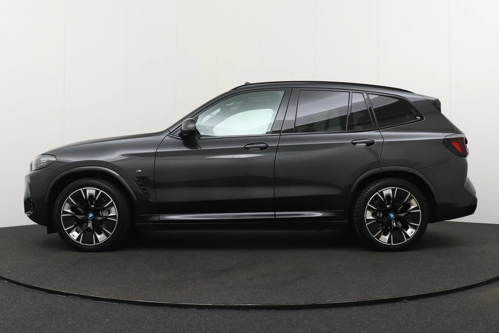 BMW iX3 – foto 2