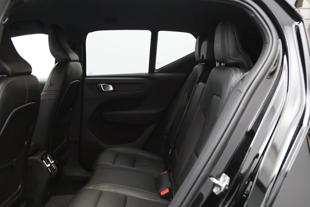Volvo XC40 – foto 22