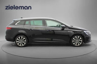 Renault Mégane Estate – thumbnail 6