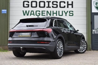 Audi e-tron – thumbnail 3