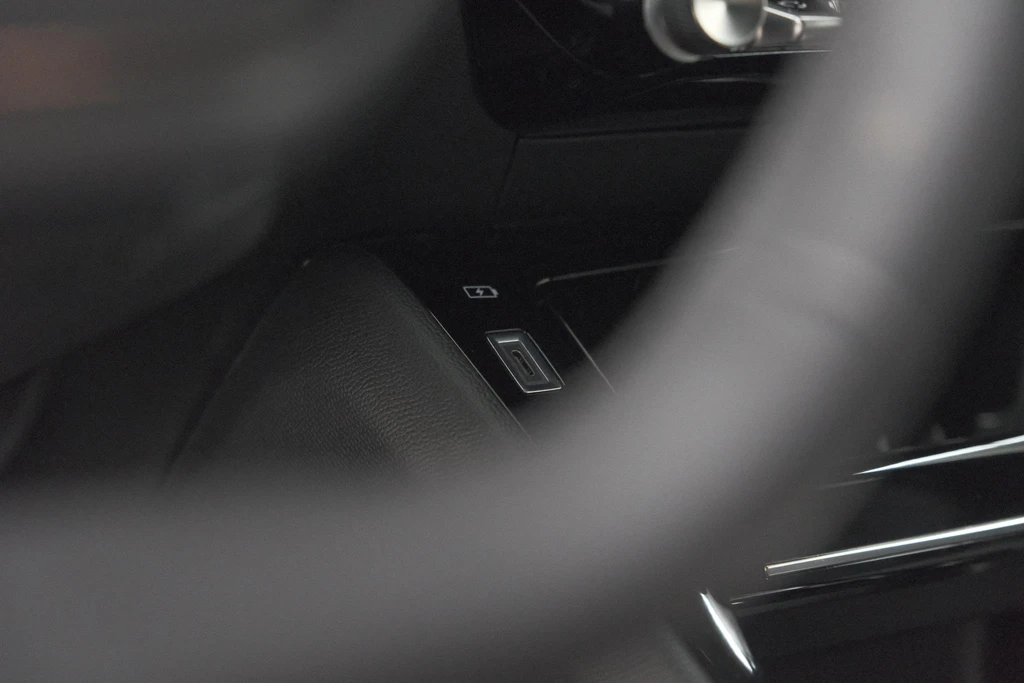 Peugeot e-2008 – foto 35
