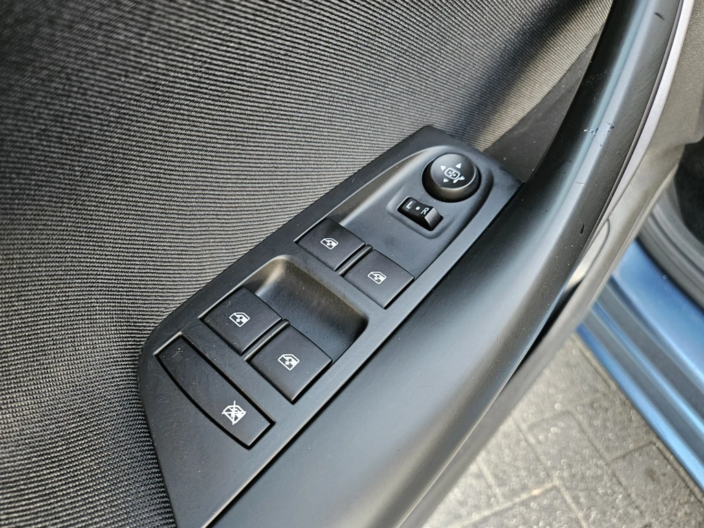 Opel Astra – foto 14