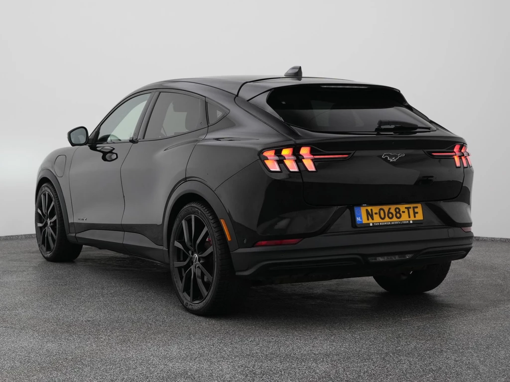 Ford Mustang Mach-E – foto 4
