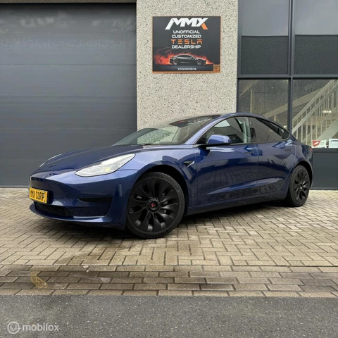 Tesla Model 3 Standard Range + MMX PACK + IAP + TREKHAAK