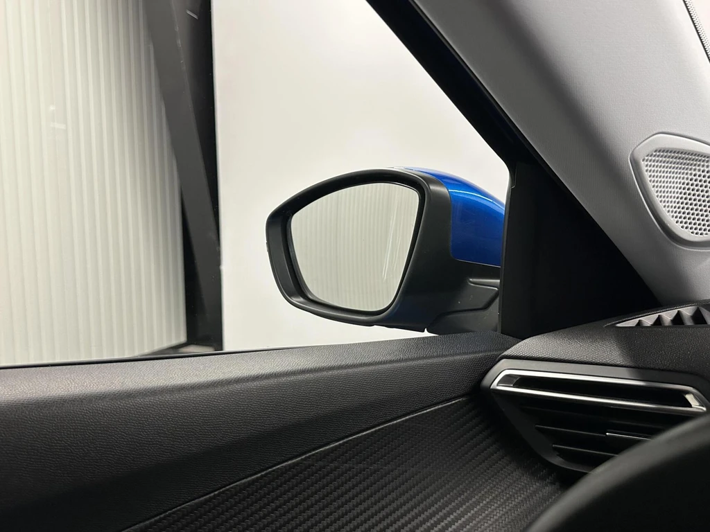 Peugeot e-2008 – foto 15