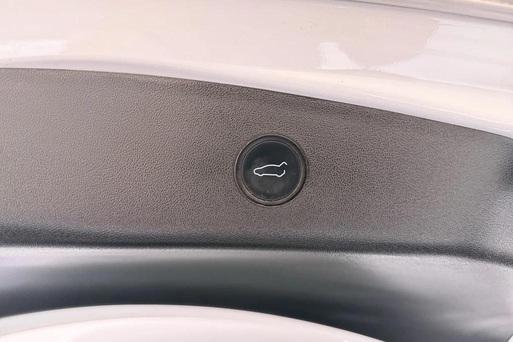 Tesla Model 3 – foto 14