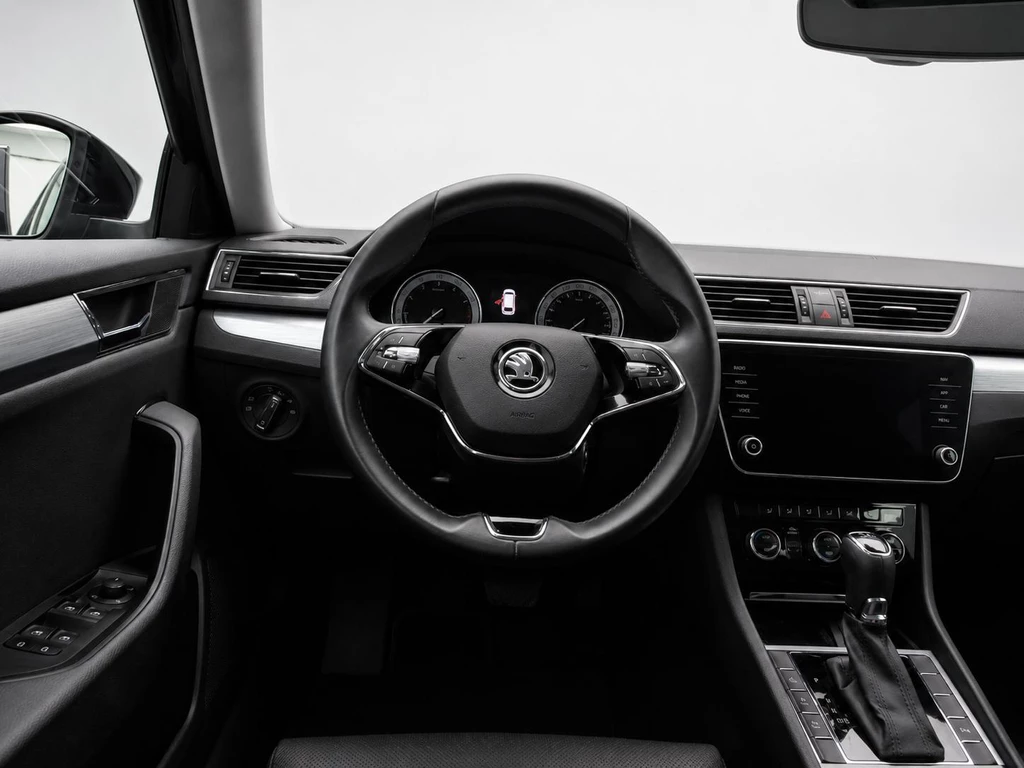Škoda Superb – foto 4