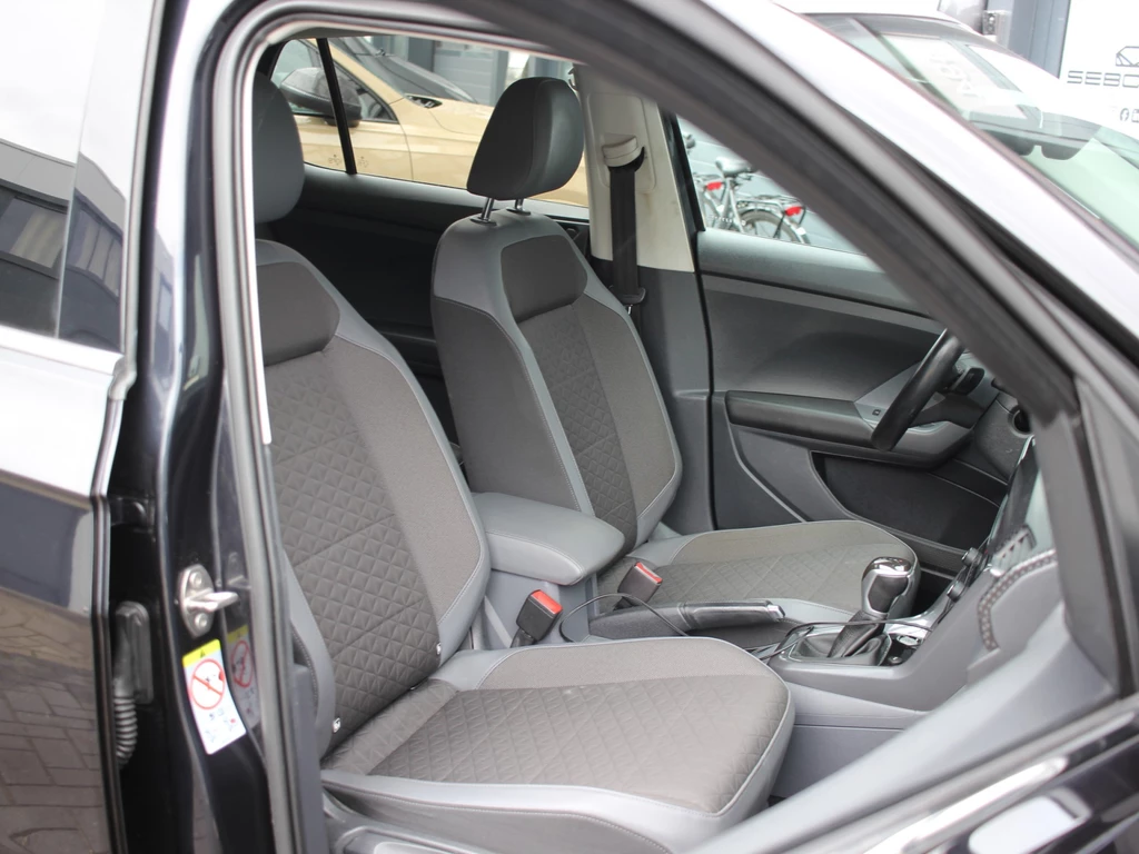 Volkswagen T-Cross – foto 11