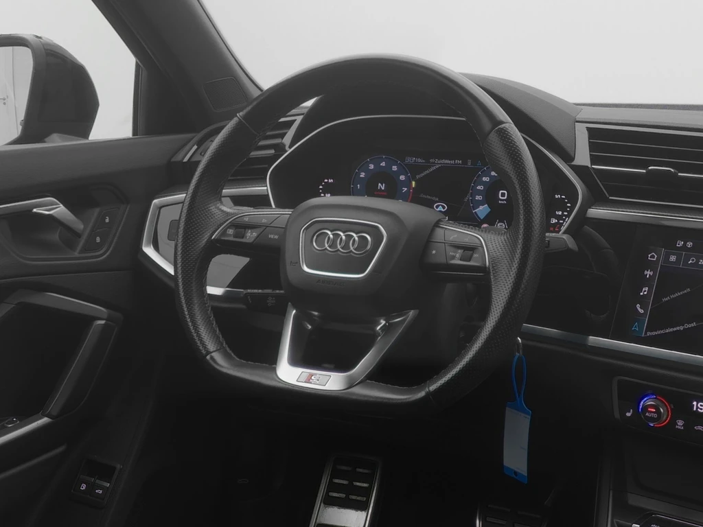 Audi Q3 – foto 23