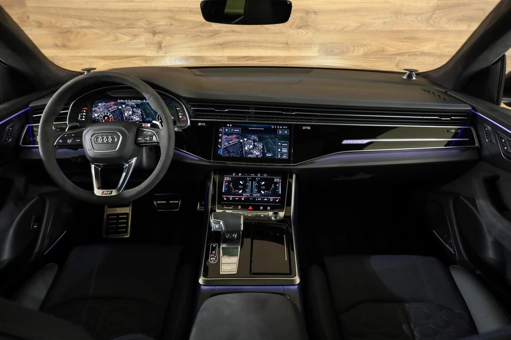 Audi RSQ8 – foto 11