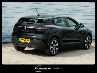 Renault Megane E-Tech – thumbnail 4