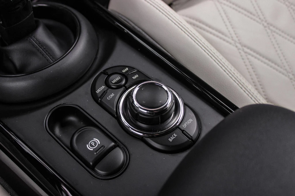 MINI Clubman – foto 36