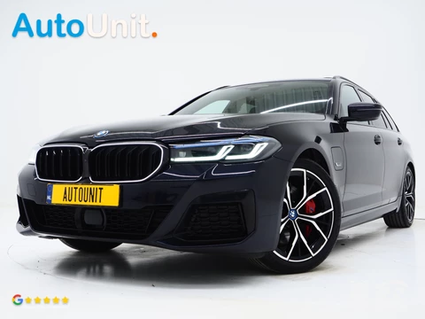 BMW 5 Serie Touring 530e M Sport Shadow Line | Panoramadak | LED Grille | Harman/Kardon | Leder | HUD | 360 | LaserLED | Carplay