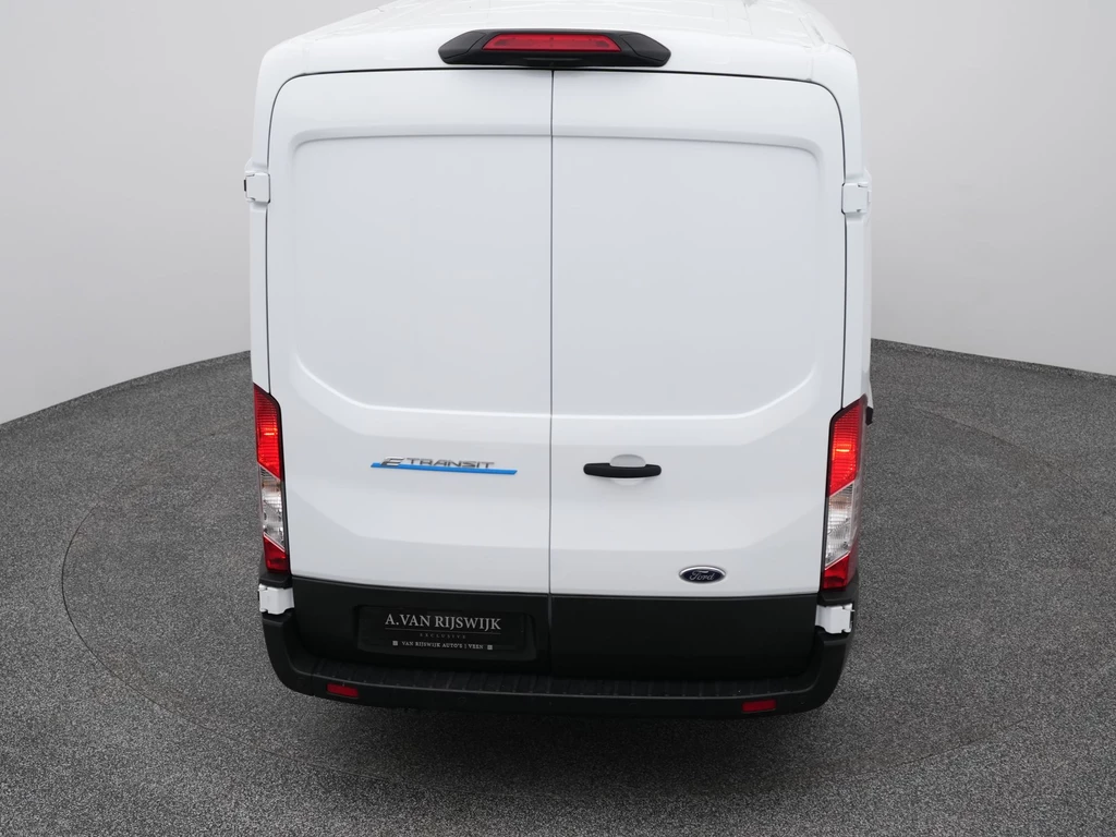 Ford E-Transit – foto 11