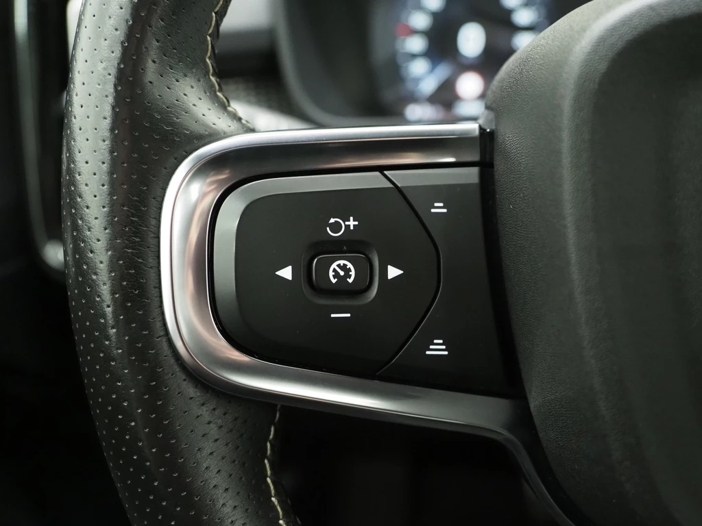 Volvo XC40 – foto 23