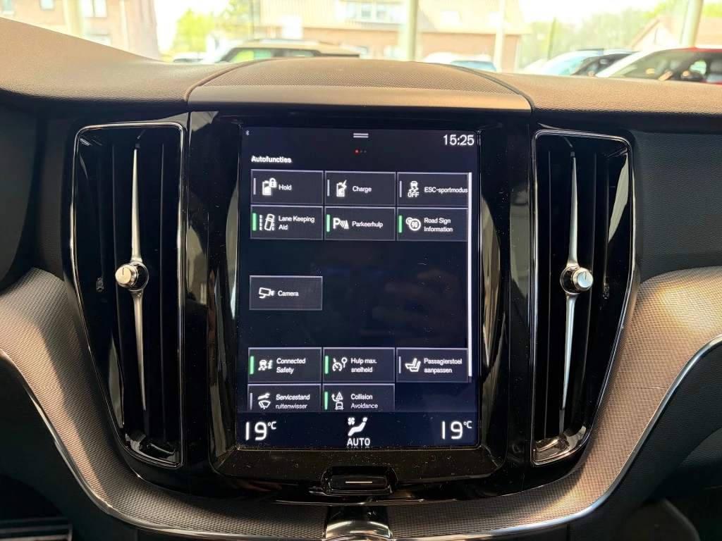 Volvo XC60 – foto 21