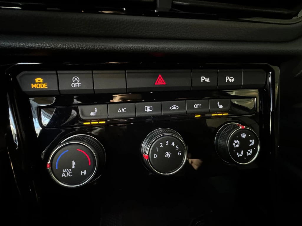 Volkswagen T-Roc – foto 17