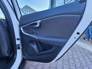 Volvo V40 – thumbnail 42