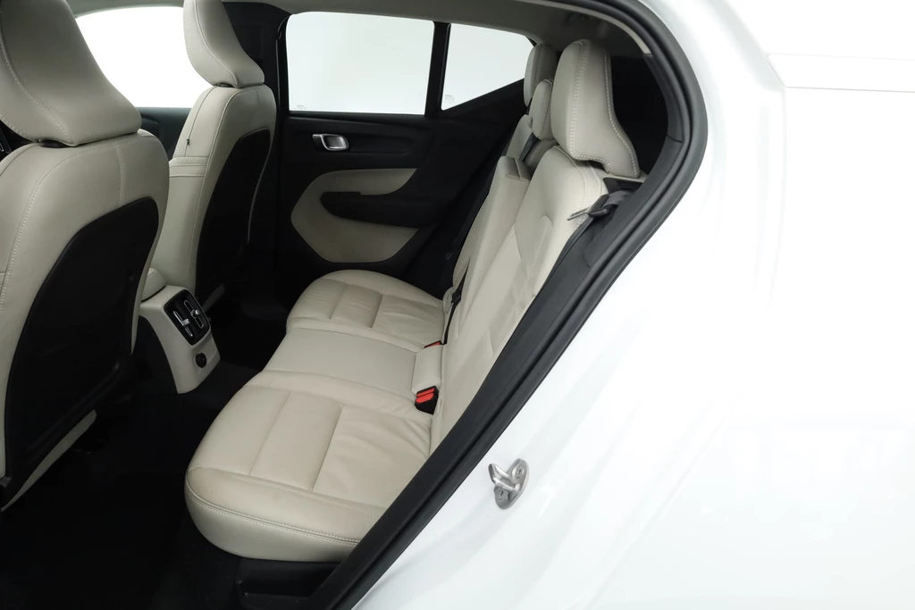 Volvo XC40 – foto 26