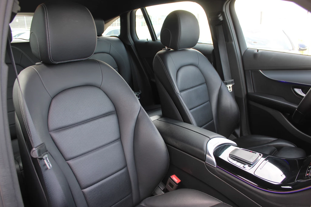 Mercedes-Benz EQC – foto 14