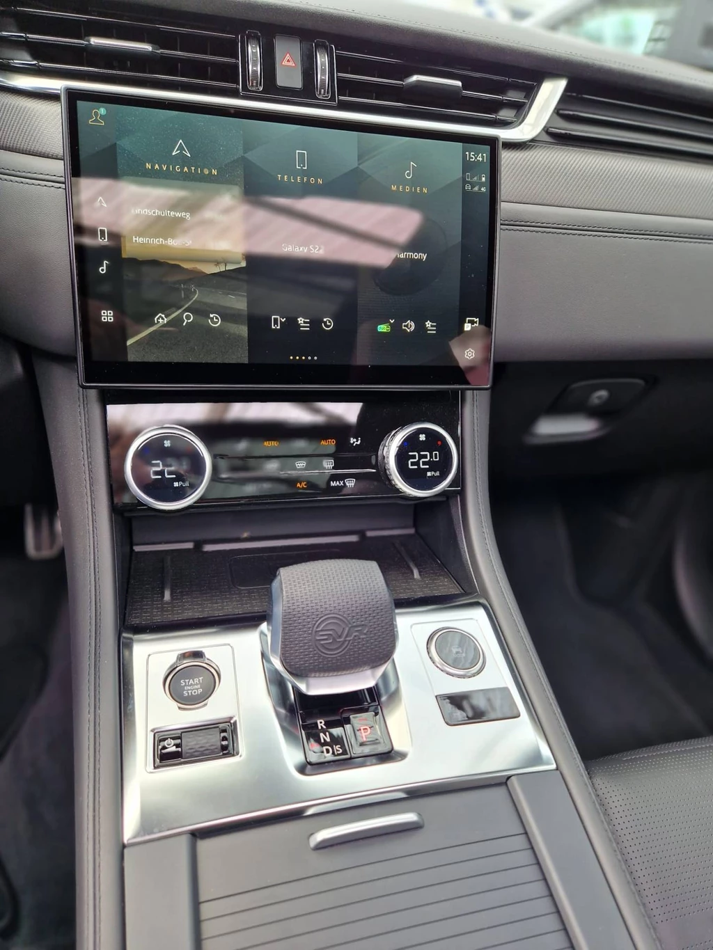 Jaguar F-PACE – foto 13