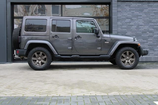 Jeep Wrangler – thumbnail 14
