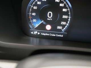 Volvo XC90 – thumbnail 26
