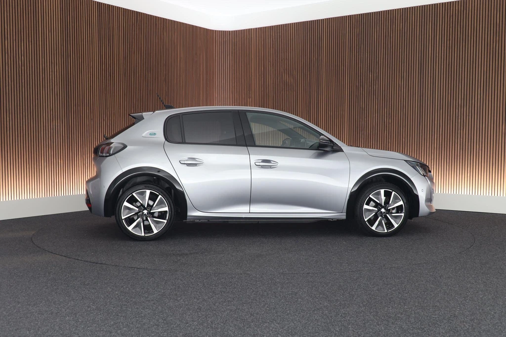 Peugeot e-208 – foto 5