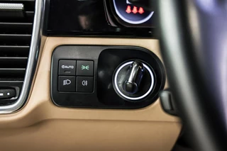 Porsche Cayenne – thumbnail 36