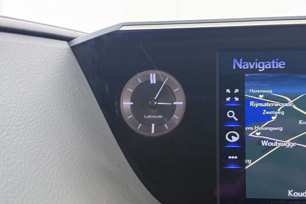 Lexus ES – foto 24