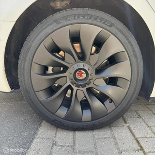 Tesla Model 3 – thumbnail 15