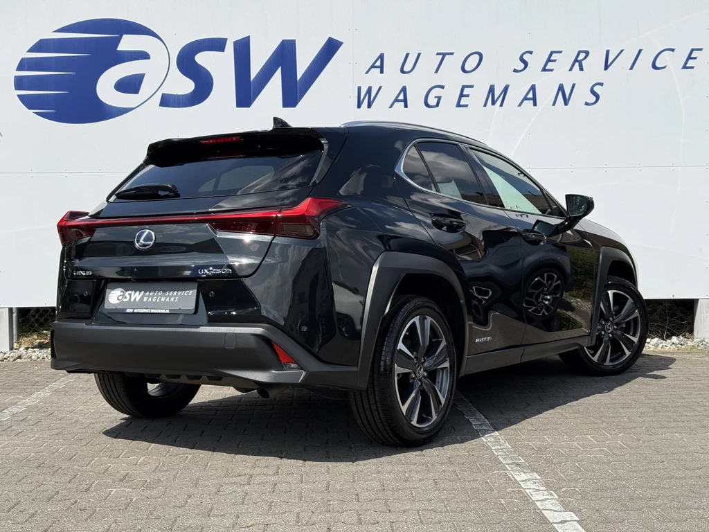 Lexus UX – foto 5