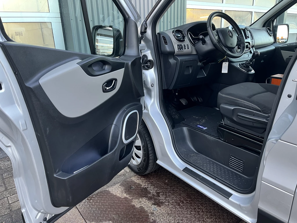 Renault Trafic – foto 11