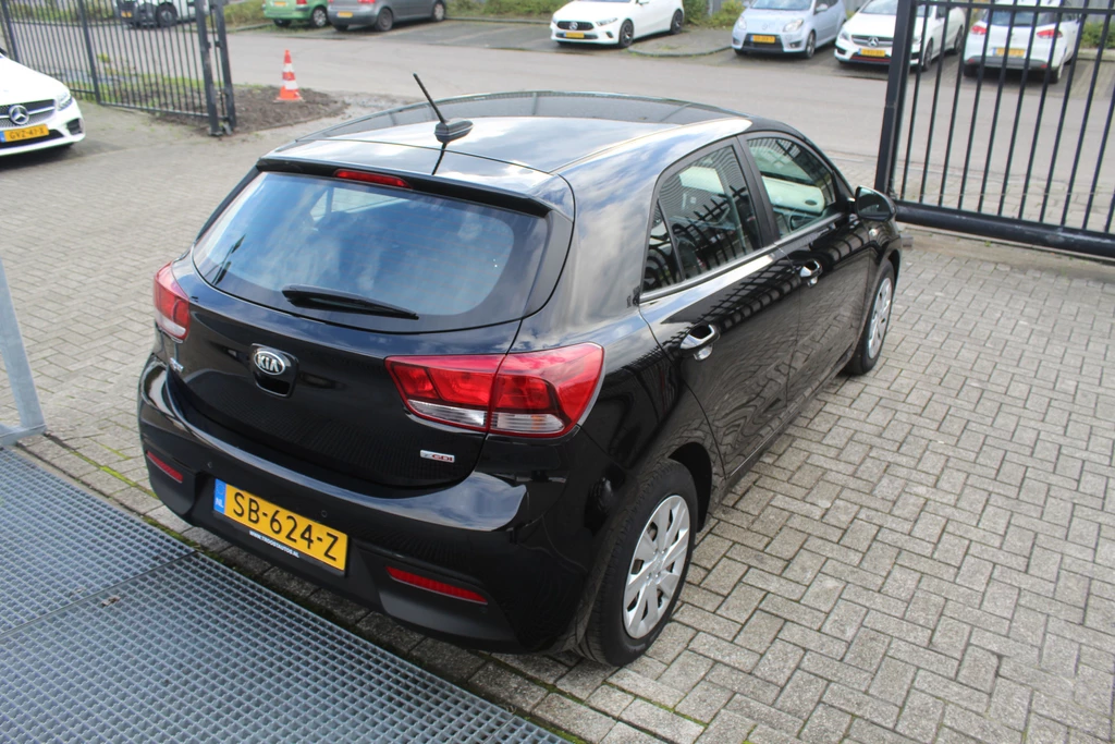 Kia Rio – foto 5