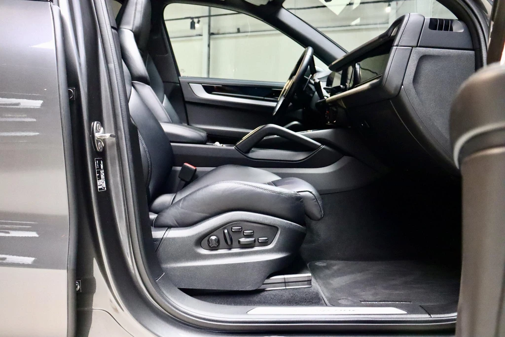 Porsche Cayenne – foto 23