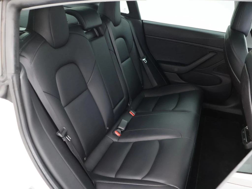 Tesla Model 3 – foto 15