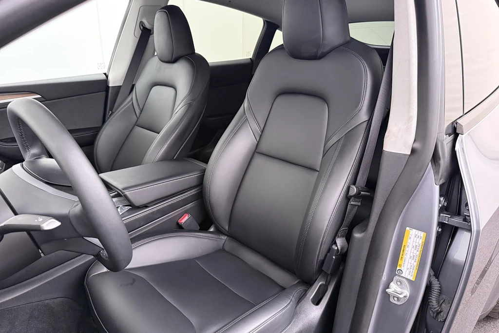 Tesla Model Y – foto 10