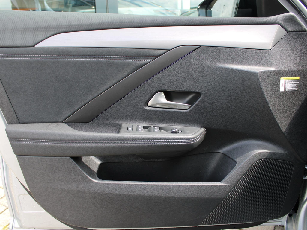 Opel Astra – foto 11
