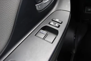 Toyota Yaris – thumbnail 27